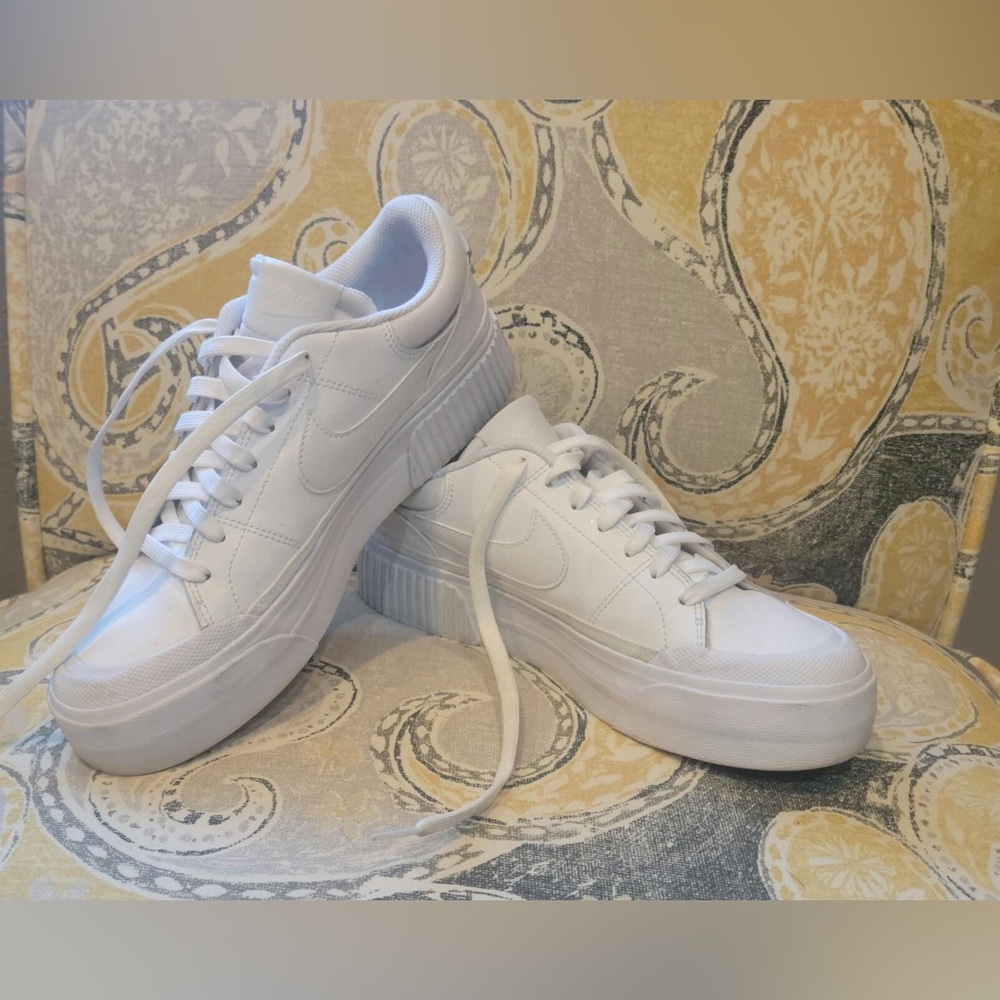 Nike White Mesh Sneakers